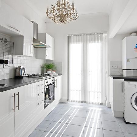 The Roost Group - Stylish Apartments Грейвсенд Номер фото