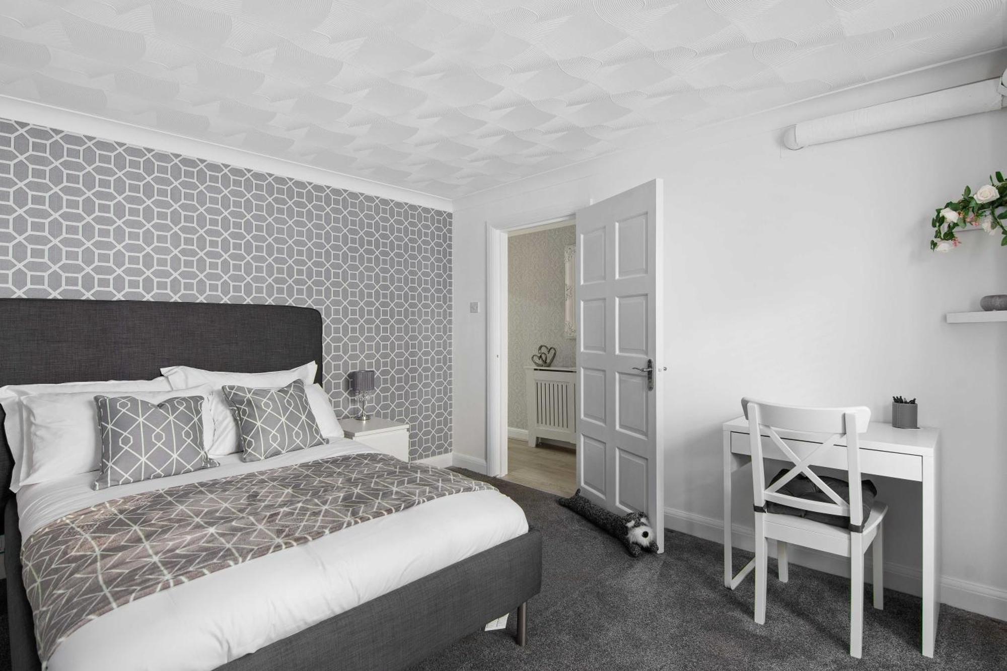 The Roost Group - Stylish Apartments Грейвсенд Номер фото